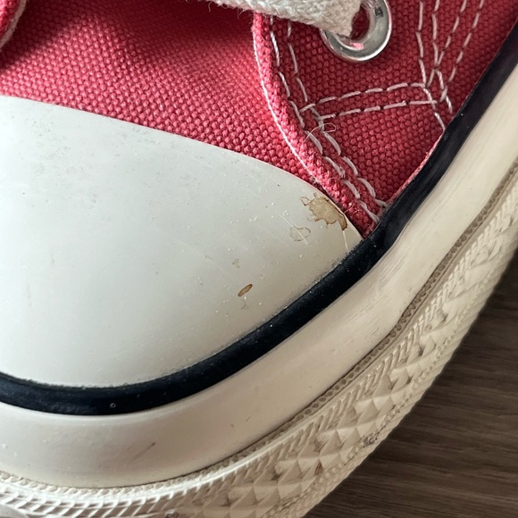 Converse Chuck Taylors 8.5M - Picture 4 of 5